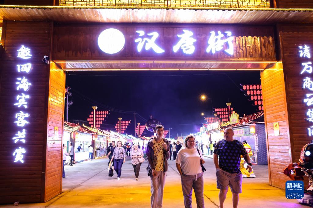 中国とロシアの国境小都市で観光人気高まる　吉林省