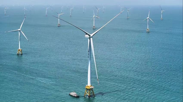 世界初の16MW超大容量洋上風力発電機。撮影・韓磊
