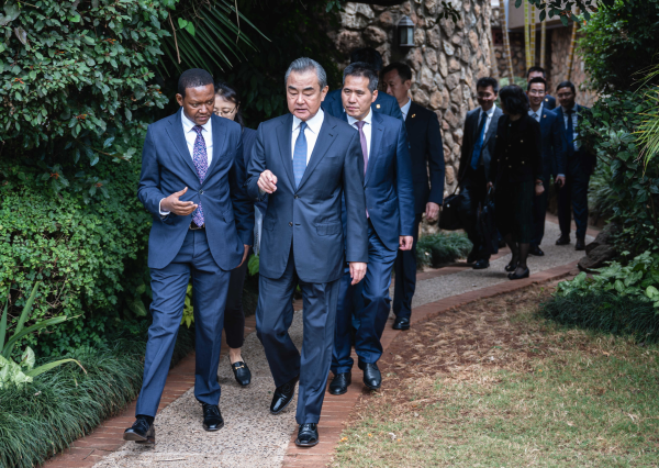 王毅氏「ケニアと協力を強化し、発展途上国の共通利益を守りたい」