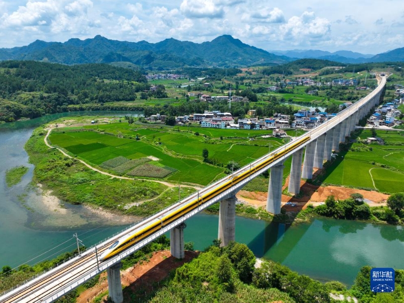 貴南高速鉄道貴陽－荔波区間が8日に開通　所要時間は最速57分　貴州省