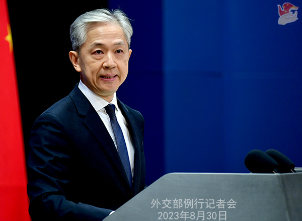 外交部「日本産水産物に対する中国側の緊急措置は完全に正当で合理的かつ必要」