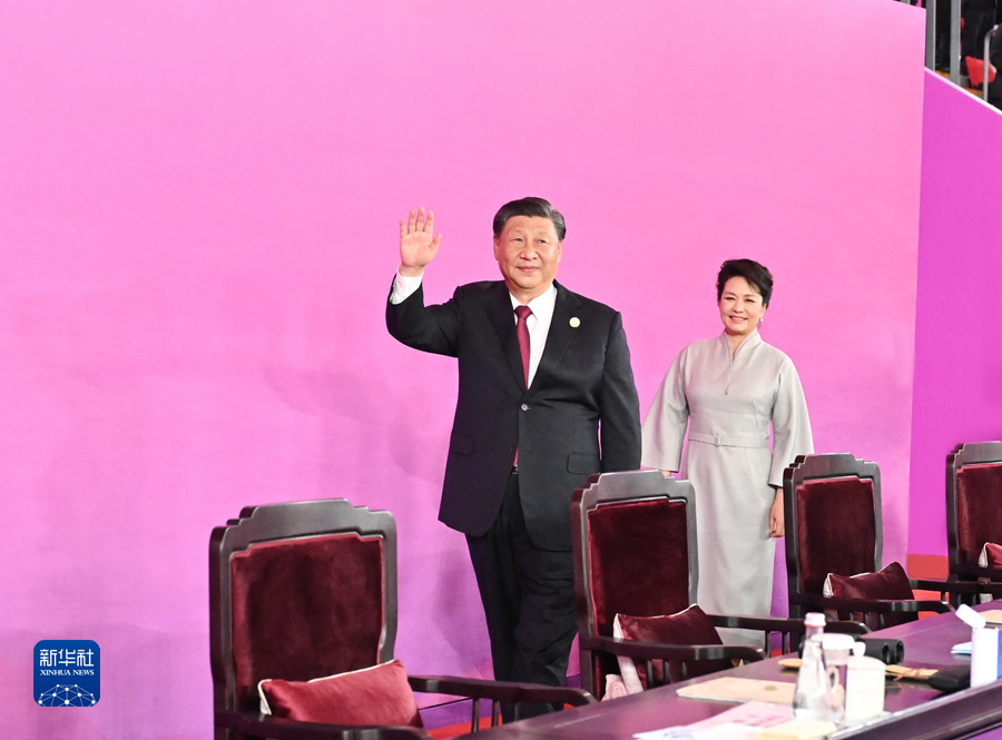 習近平国家主席が杭州アジア大会開会式に出席