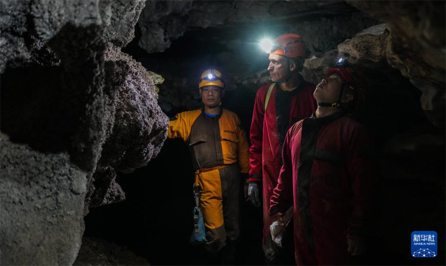 「アジア一長い洞窟」、確認された長さが409.9kmで世界3位に