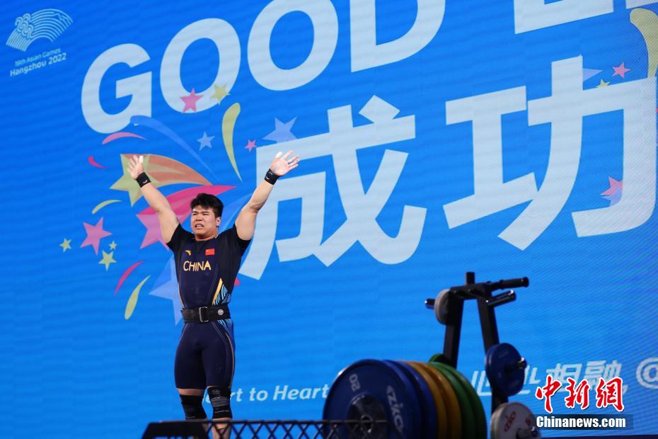 中国の劉煥華選手がアジア大会記録更新で金メダル　重量挙げ男子109キロ級