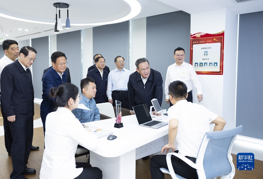 李強総理が浙江省のデジタル経済の発展に関わる企業などを視察