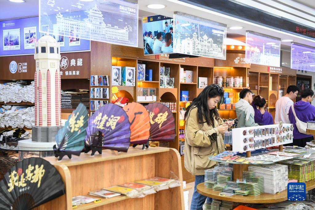 「山城」重慶で「郵政文化街」が大人気