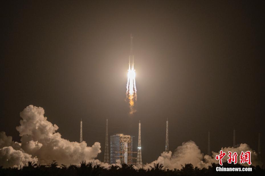 中国が通信技術試験衛星10号の発射に成功