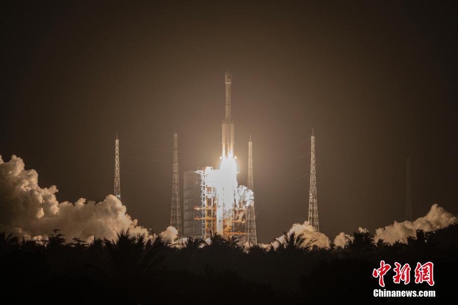 中国が通信技術試験衛星10号の発射に成功