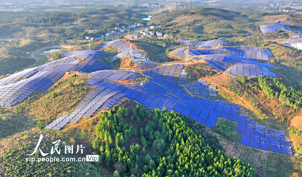 クリーンエネルギーを生む美しい農村　湖南省常寧
