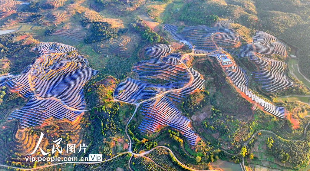 クリーンエネルギーを生む美しい農村　湖南省常寧