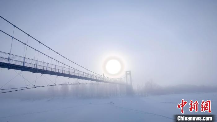 12月11日、内蒙古根河市で観測された氷霧（撮影・邵福臣）