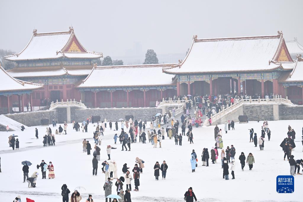 故宮の雪景色を愛でる　北京