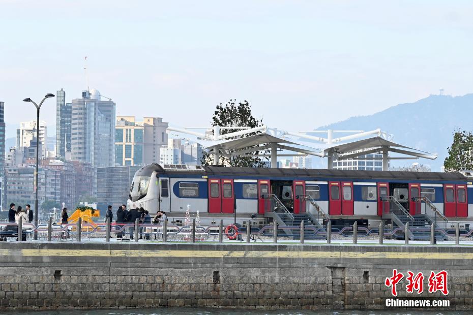 MTR引退車両が湾仔区の海沿いで一般公開へ　香港特区