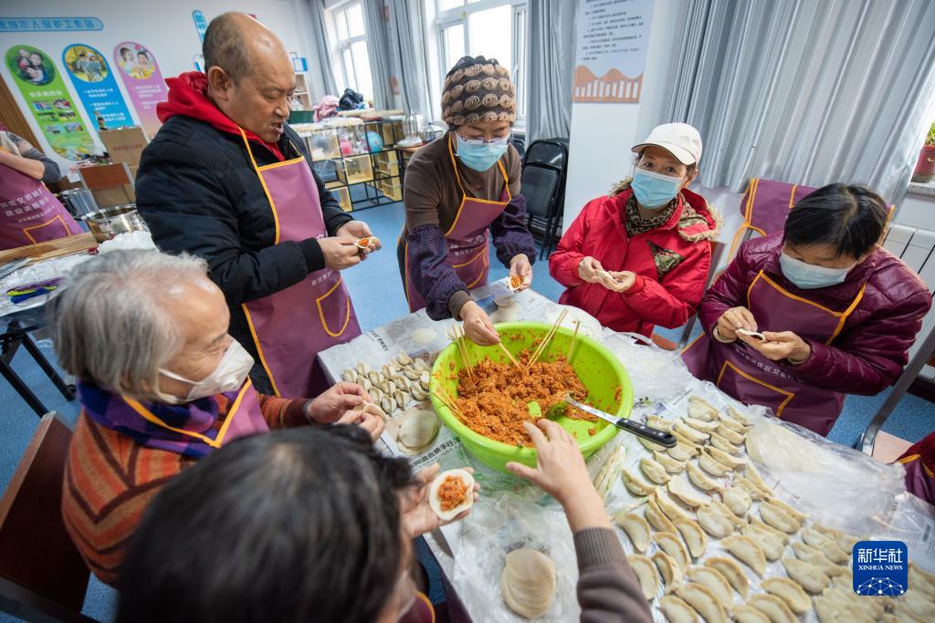 冬至を前に、人々のお腹も心も温める「餃子づくり」　寧夏