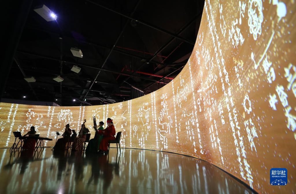 上海天文館で「敦煌の星空」展が開幕