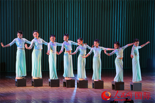 第3回日本華僑華人舞踊新春祝賀会が東京で開催