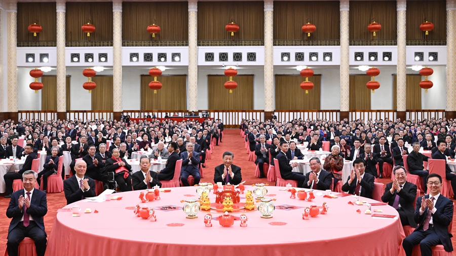 中共中央・国務院が春節祝賀会開催　習近平総書記が新年の挨拶