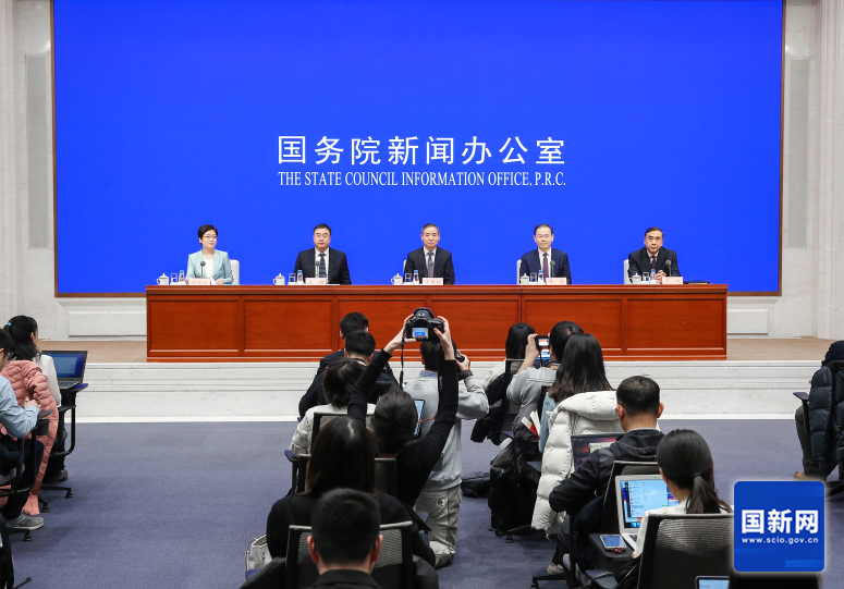 国務院の定例政策ブリーフィングが2月29日、北京で行われた（撮影・劉健）