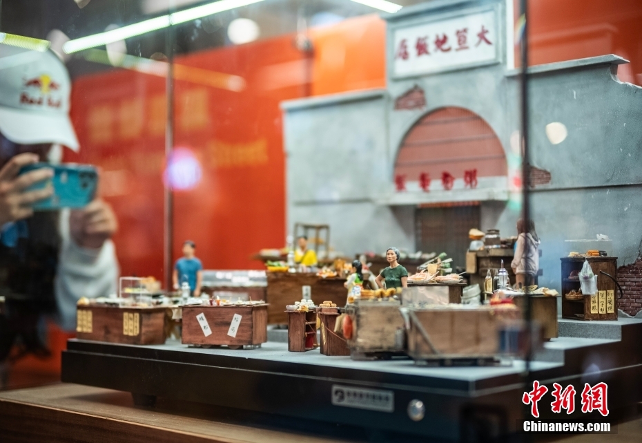 香港特区で飲食の無形文化遺産を紹介するミニチュア展