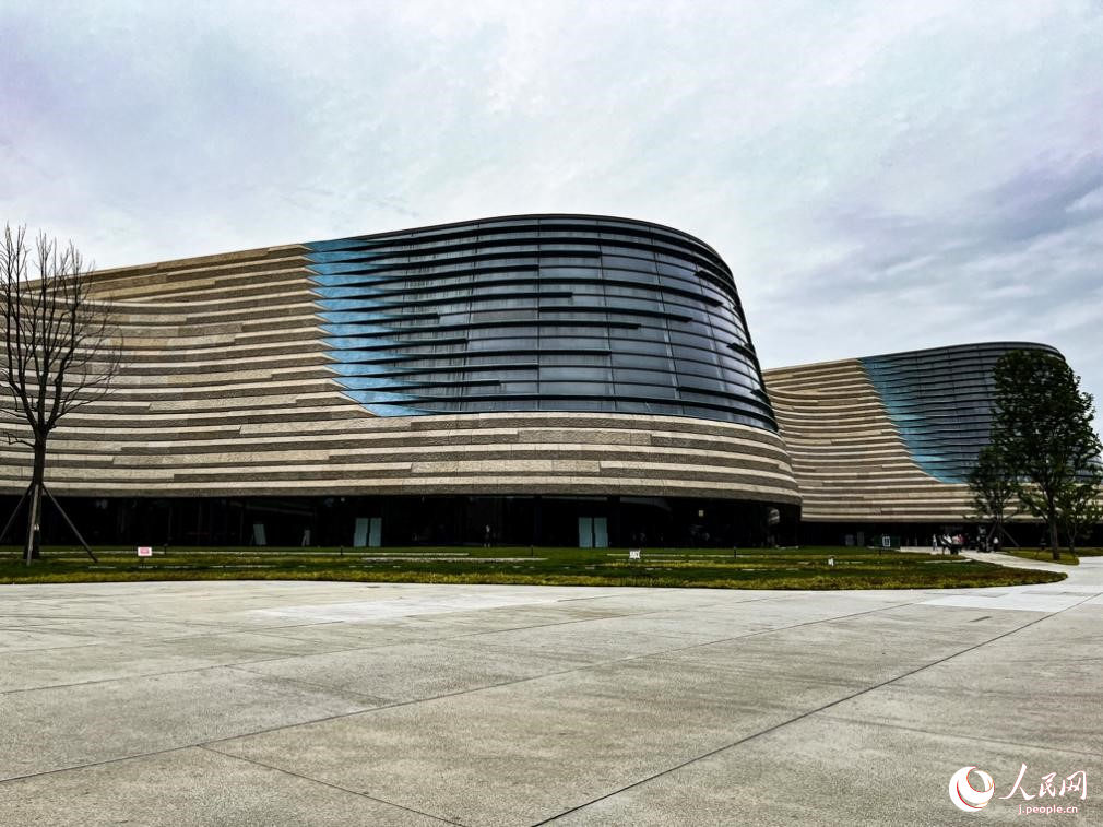 時空を超え古代の蜀文明を訪ねる旅へ　三星堆博物館新館を訪ねて