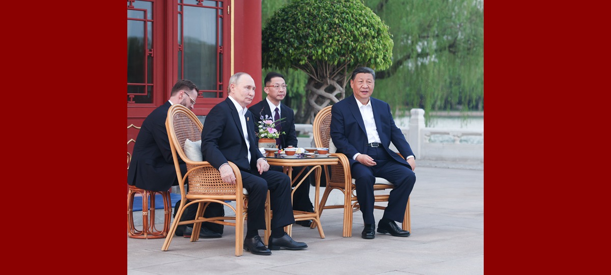 習近平国家主席とプーチン露大統領が中南海で会談