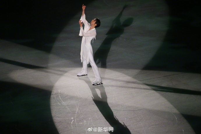 ファンタジー・オン・アイス2024開幕　練習中に負傷した羽生結弦さんも出演