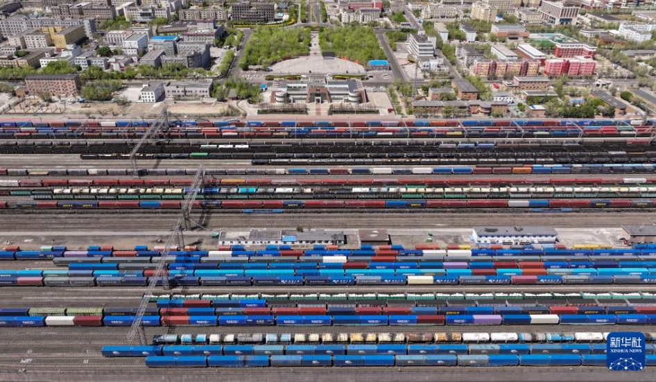  Xinjiang Alashankou にるるでるででににけけ嬢ににけするるる China Europe Train (on May 25, the picture of the picture of the picture of the picture of the picture of the picture of the picture of the picture of the picture of the picture of the picture of the picture of the picture of the picture of the picture of the picture of the picture of the picture of the picture of the picture of the picture of the picture of the picture of the picture of the picture of the picture of.