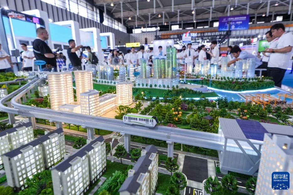 2024北京-南京国際市街鉄道展覧会が南京で開幕　江蘇省
