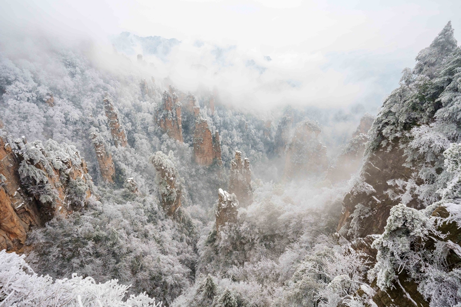 武陵源の雪景色と雲海