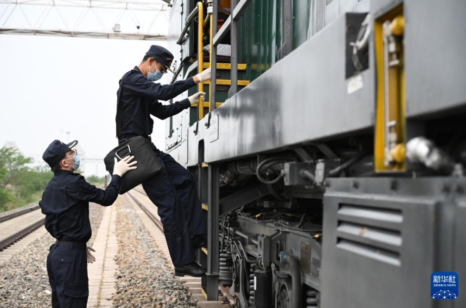 満州里鉄道口岸を経由した「一帯一路」参加国との輸出入額が前年同期比3.2％増　内蒙古