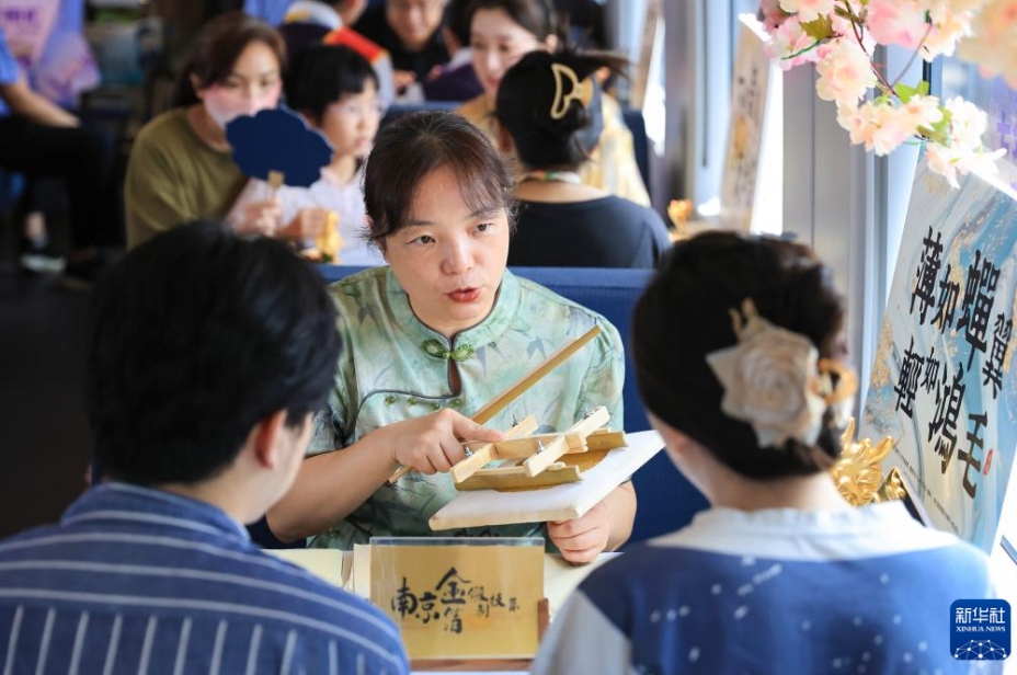 列車内で旧暦の七夕迎えるイベント