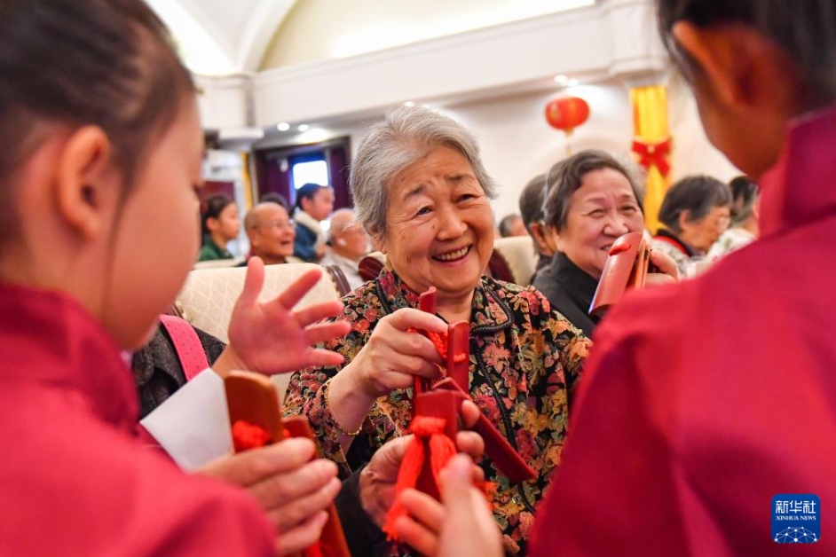 中国各地で重陽節を歓迎する様々なイベント開催