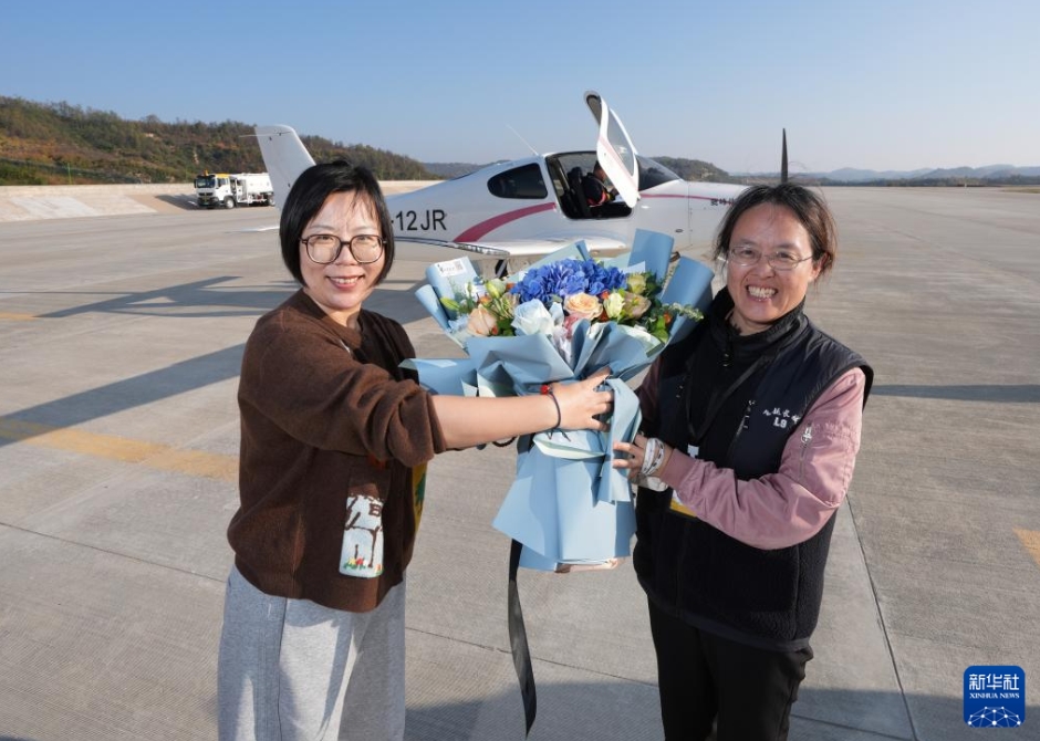 航空文化イベント「飛越長城」飛行チームが延安に到着　陝西省