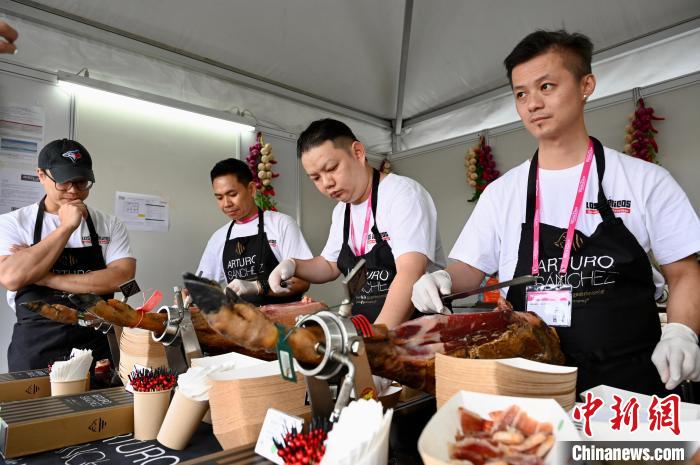 美味しいお酒とグルメを堪能できるイベント開催　香港特区