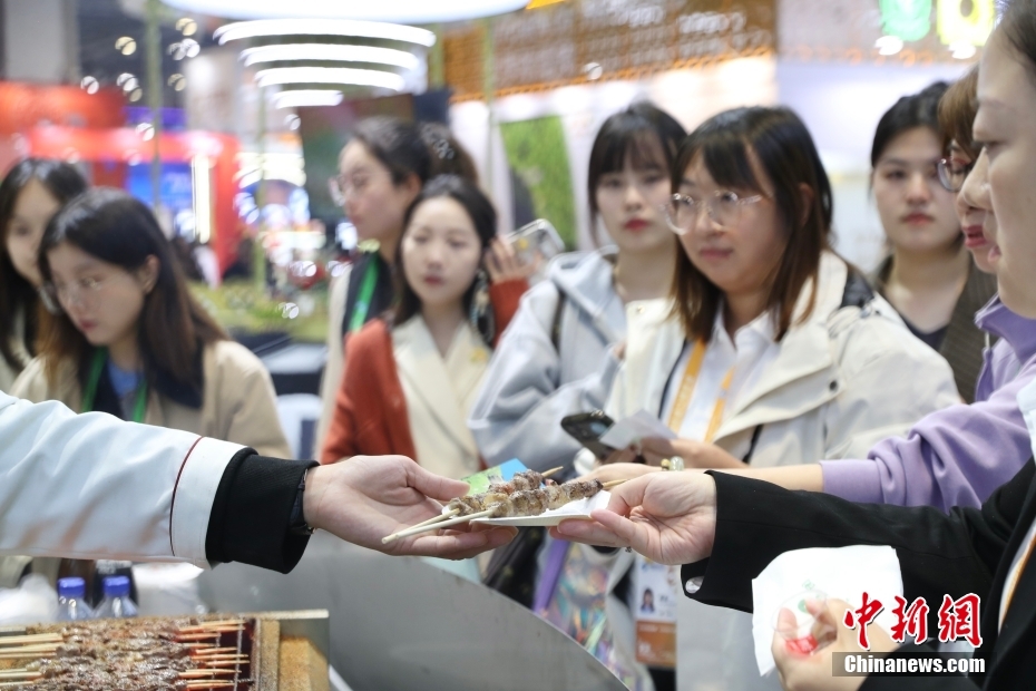 「舌の上で味わう輸入博」　注目を集める食品・農産物展示エリア　上海