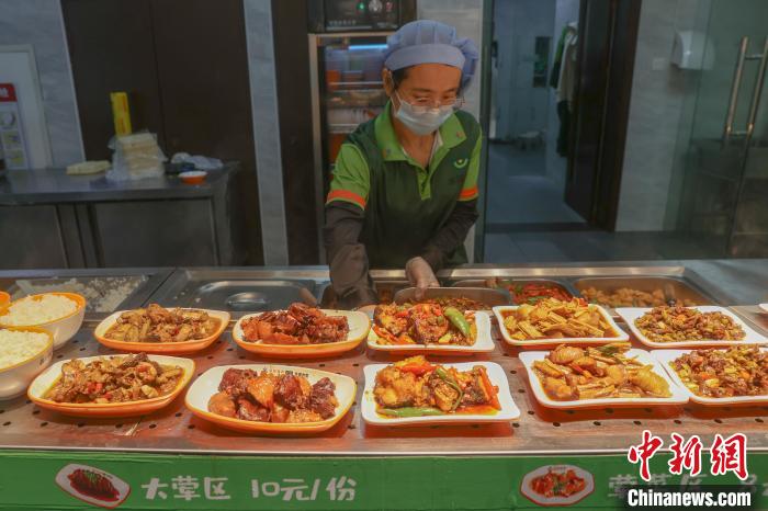 コミュニティ食堂で高齢者の「食」の問題を解決　江西省南昌