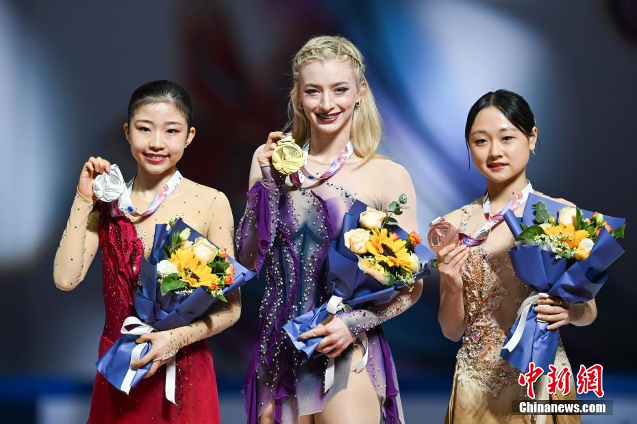 フィギュアGPシリーズ中国杯　男子シングルは日本選手、女子は米国選手が優勝