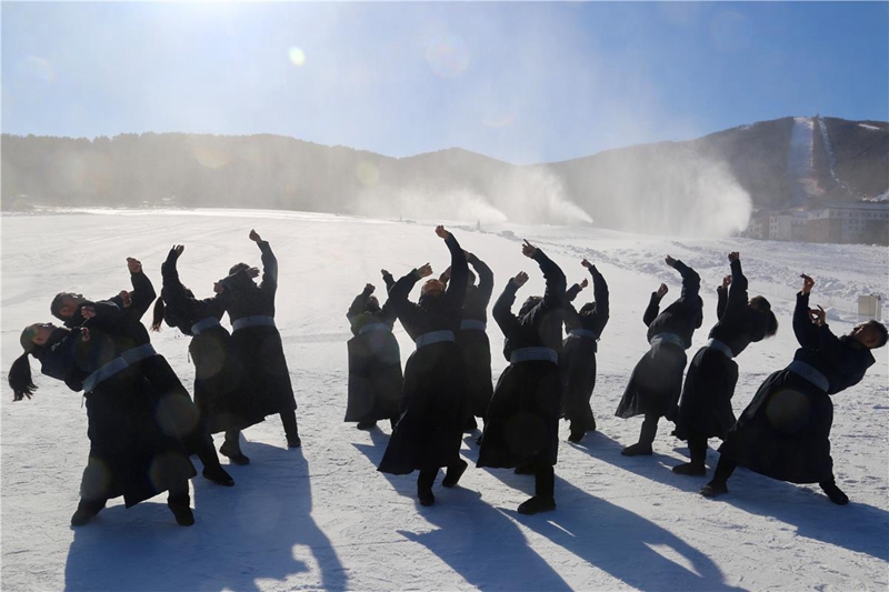 心も体も温まる冬の一日！　内蒙古赤峰の氷雪ナーダム祭り