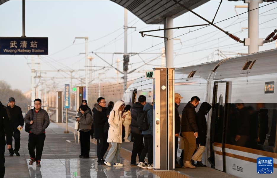 京津都市間鉄道、朝晩のラッシュ時の運行を最適化