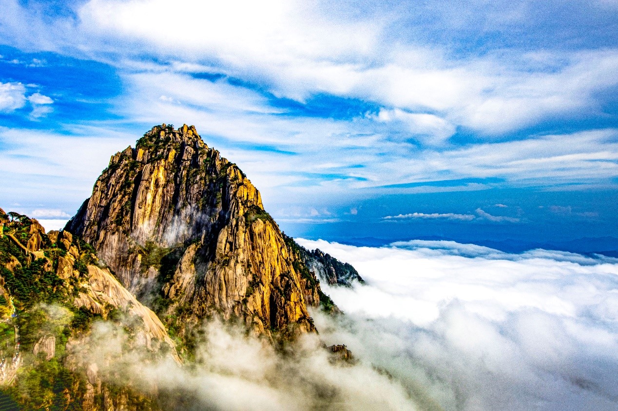 黄山（撮影·菅原寿和）