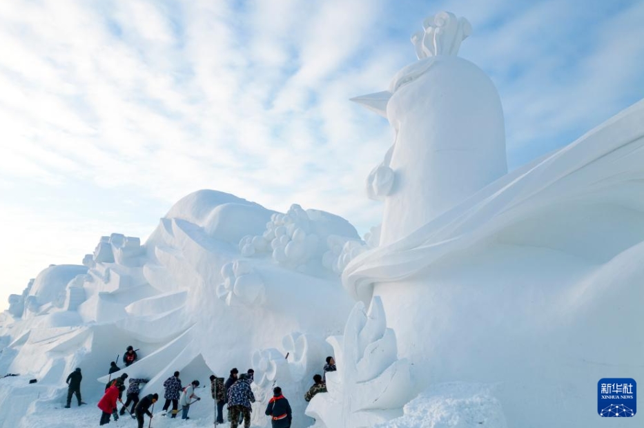 第37回太陽島国際雪像芸術博覧会がプレオープン　黒竜江省