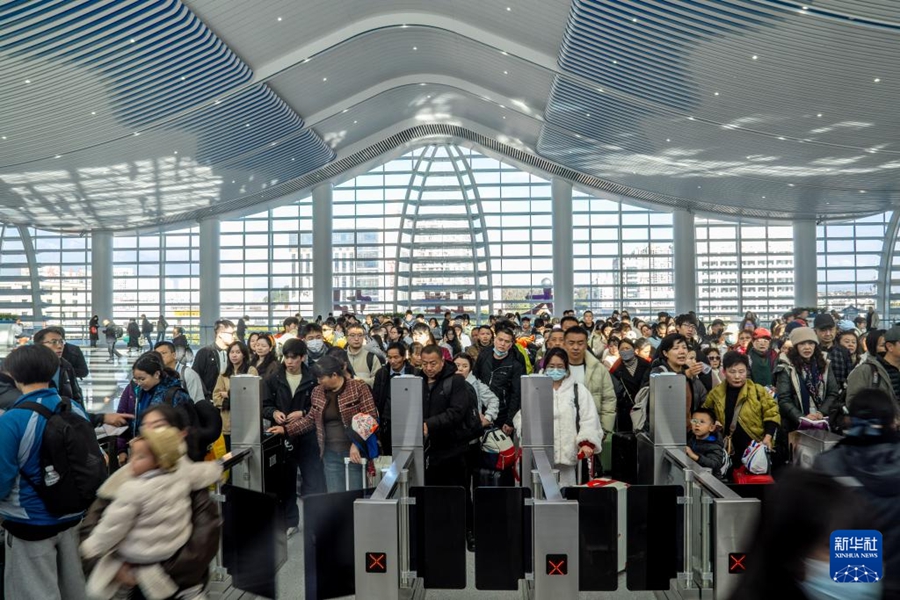 大理駅の新駅舎が開業　雲南省