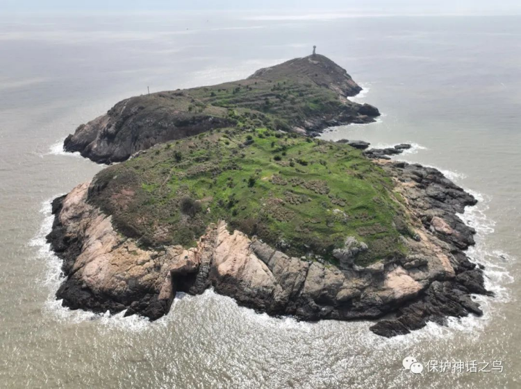 鳥類モニタリングスタッフの勤務先の一つである南麂列島。