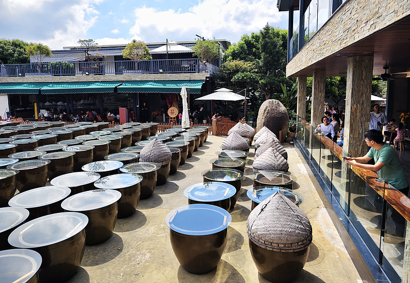 3月2日、広東省東莞市の「又一味醤園」にある「醤コーヒー」カフェ（写真著作権はCFP視覚中国が所有のため転載禁止）。