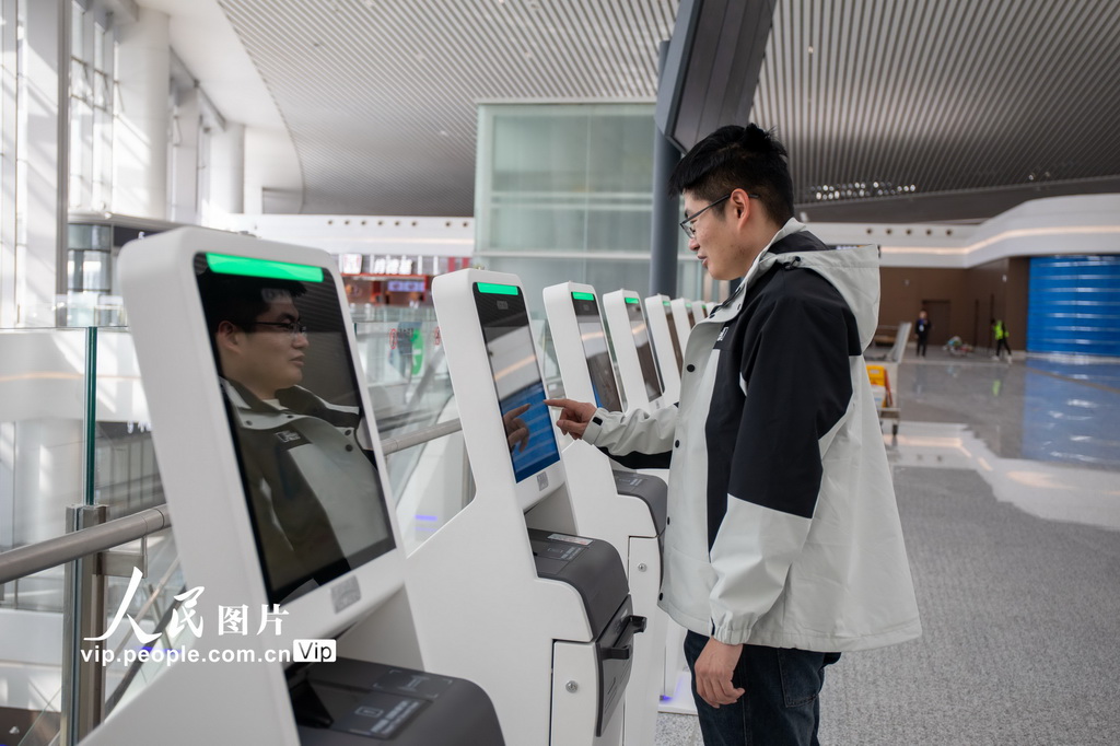 蘭州中川国際空港第3ターミナルビルが近く開業　甘粛省