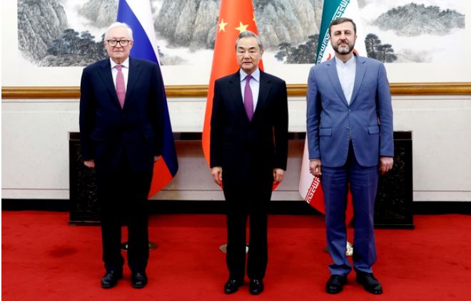 イラン核問題、王毅氏が中国の5つの主張を表明