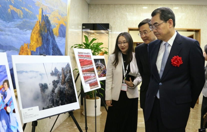 第4回「心に映る中国」日本人がとらえた中国フォトコンテストの授賞式が東京で開催