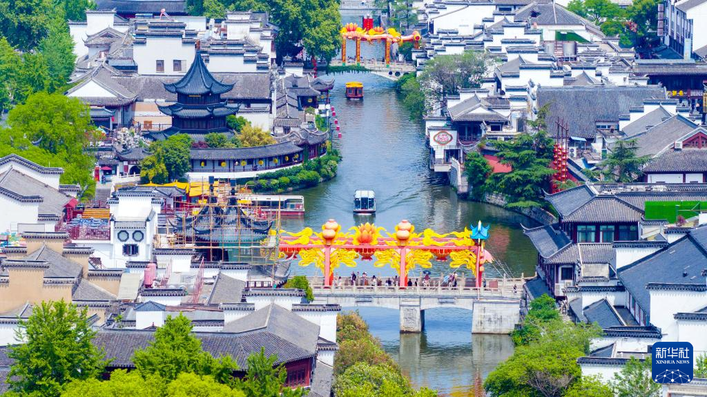 「メーデー」連休まもなく到来　各地で高まる観光熱