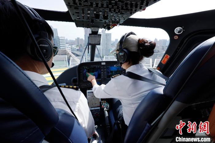 カスタマイズ低空観光ルートの運航がスタート　上海市中心部で初