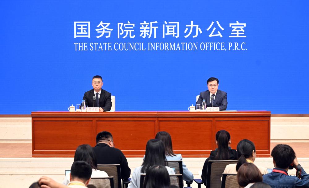 国家統計局の付凌暉報道官（写真提供・新華社）